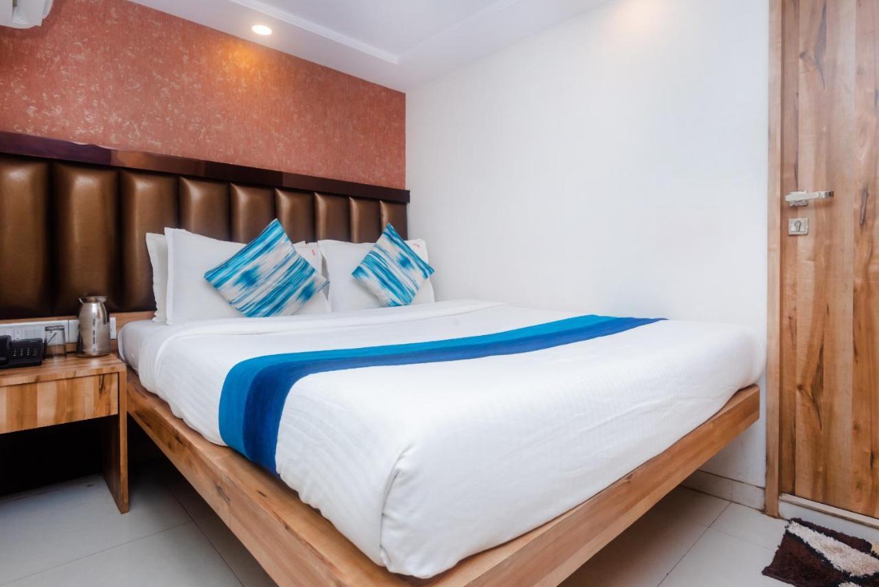 Hotel Prime Residency Mumbai Bagian luar foto